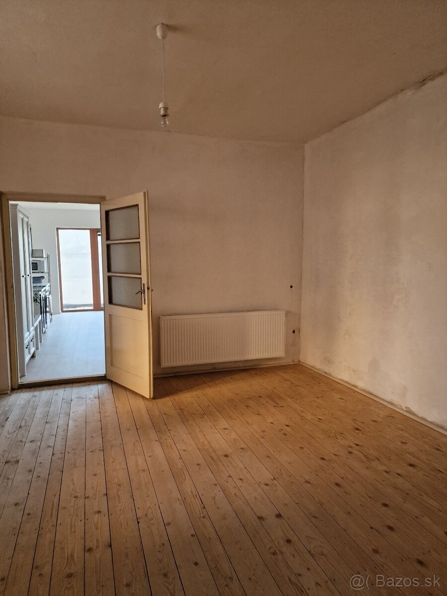 Na predaj 5-izbový rodinný dom - 5