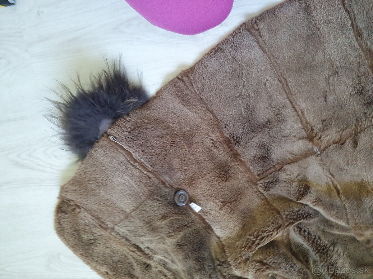 Pravý Kožúšok značky KARA vo výbornom stave - 5