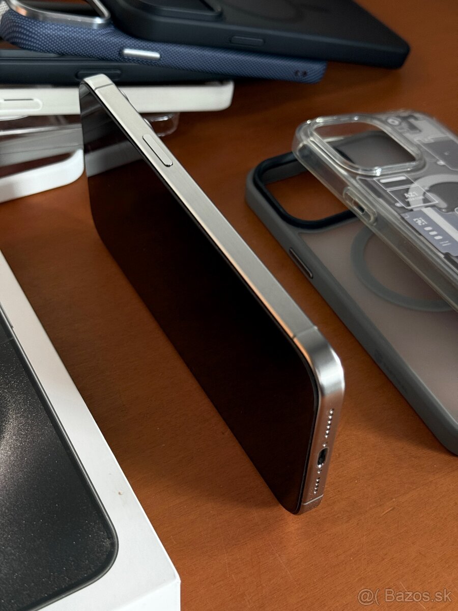 Apple iPhone 15 Pro Max 256GB Natural Titanium + Záruka - 5