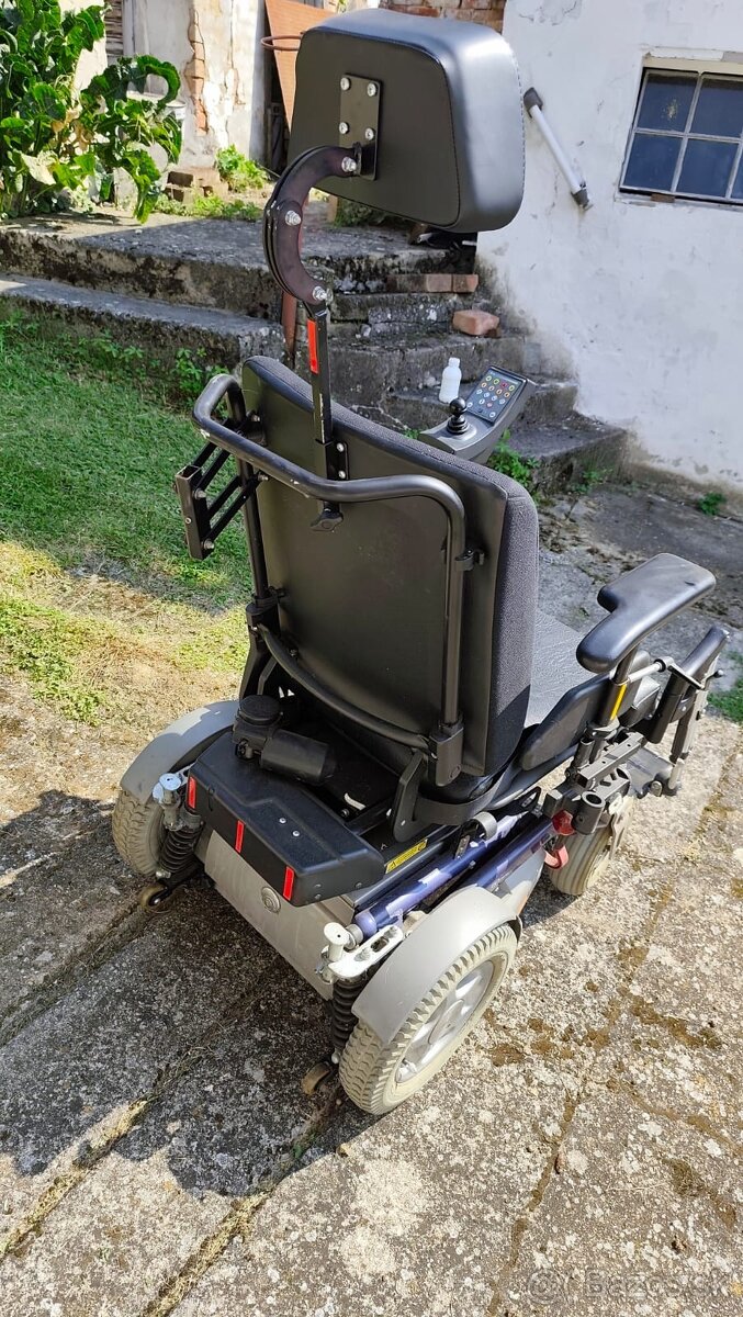 Predám elektrický invalidný vozík Puma - 5