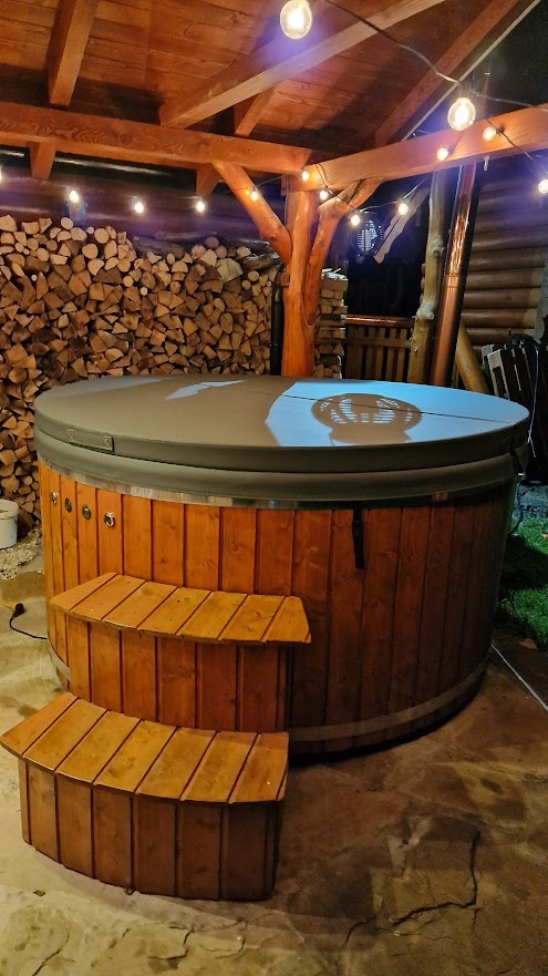 Nová hydromasážna vírivka (kúpacia kaďa) s externou pieckou - 5