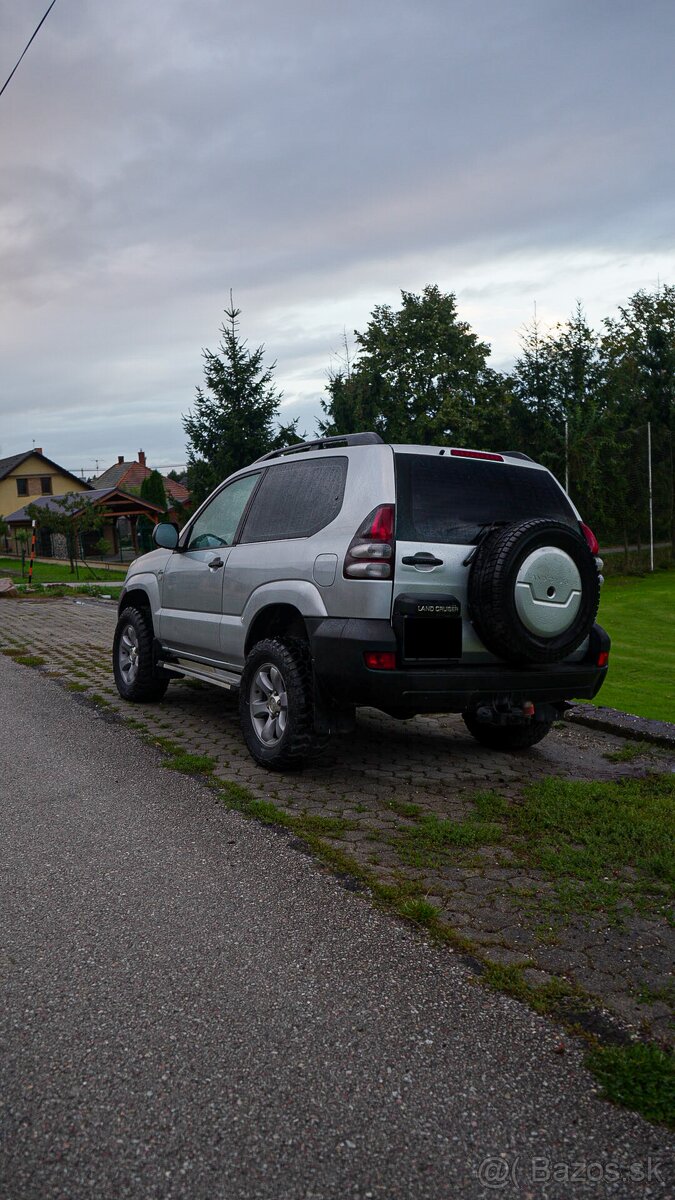 Toyota Land Cruiser J120 Prado - 5