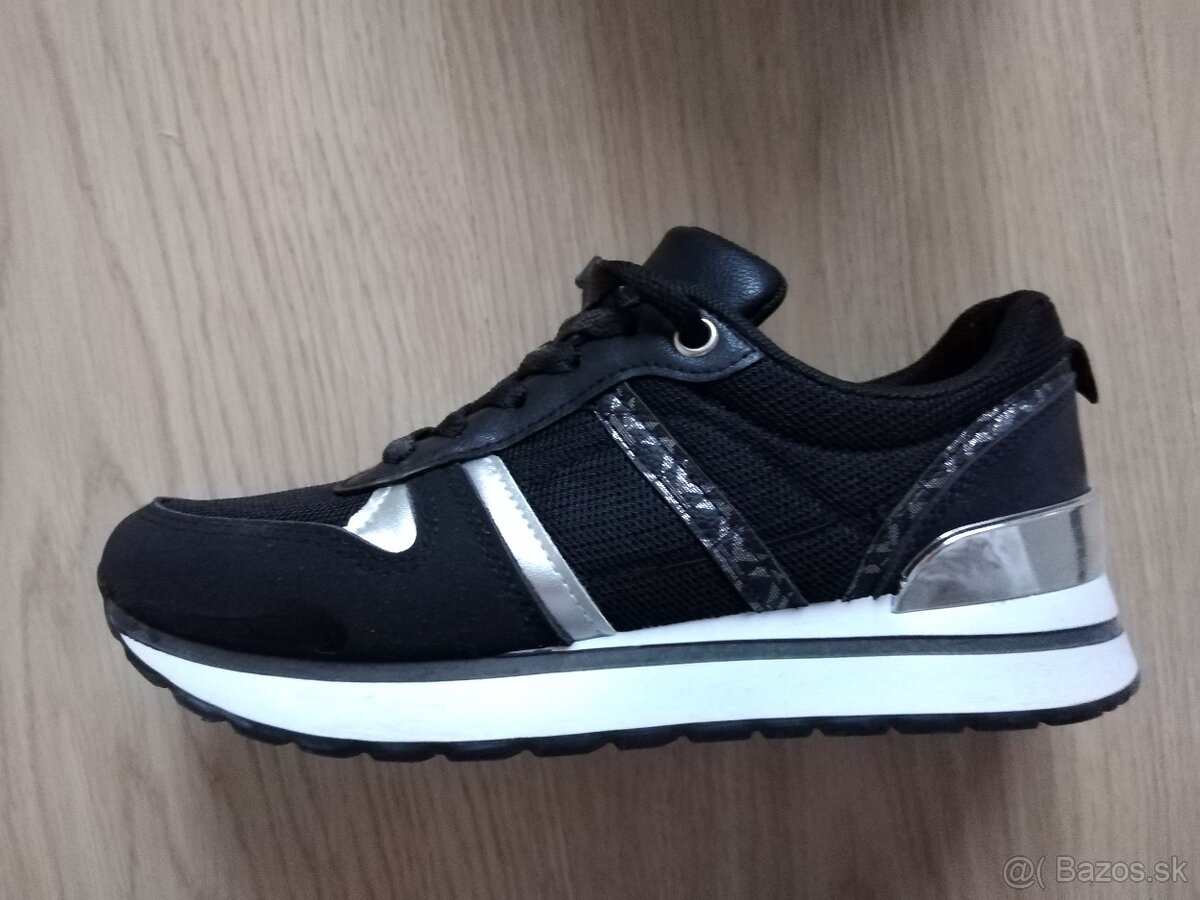 Adidas botasky bežecké - 5