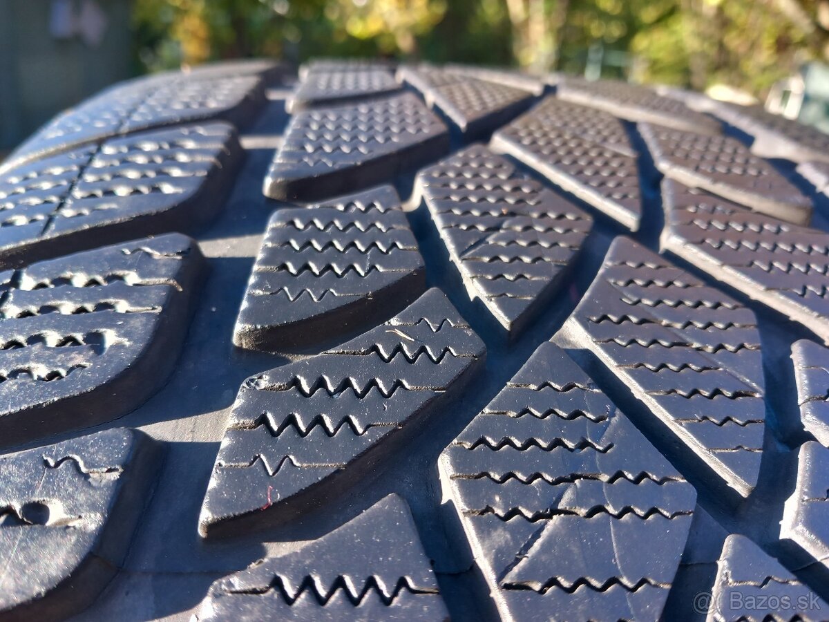 265/40 r20 zimne pneumatiky - 5