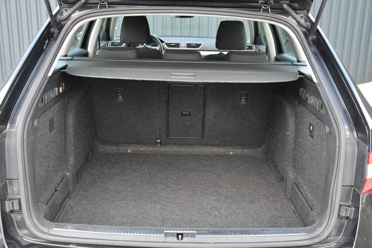 Škoda Superb Combi 2.00 TDI DSG STyle - 5