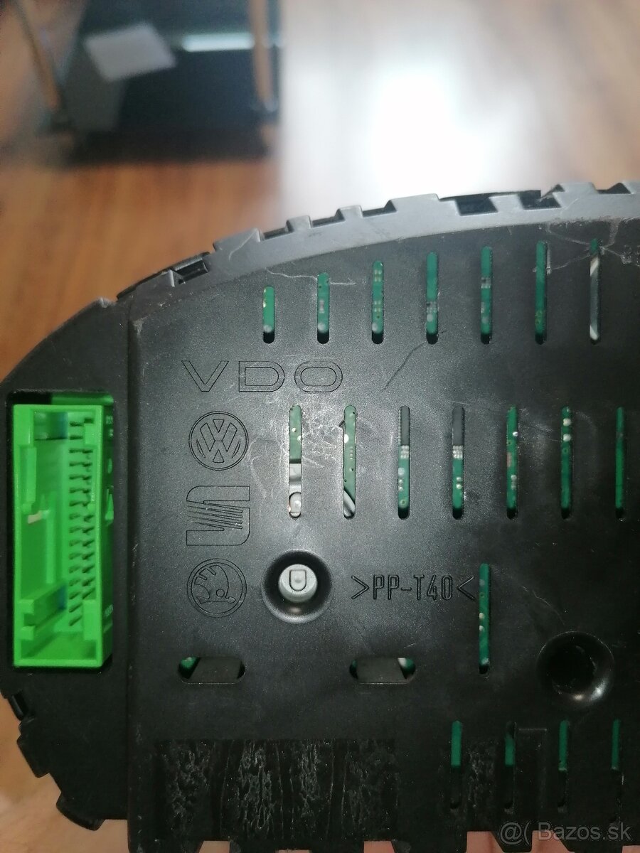 Budíky škoda fábia 1.4 MPI 59kw facelift - 5