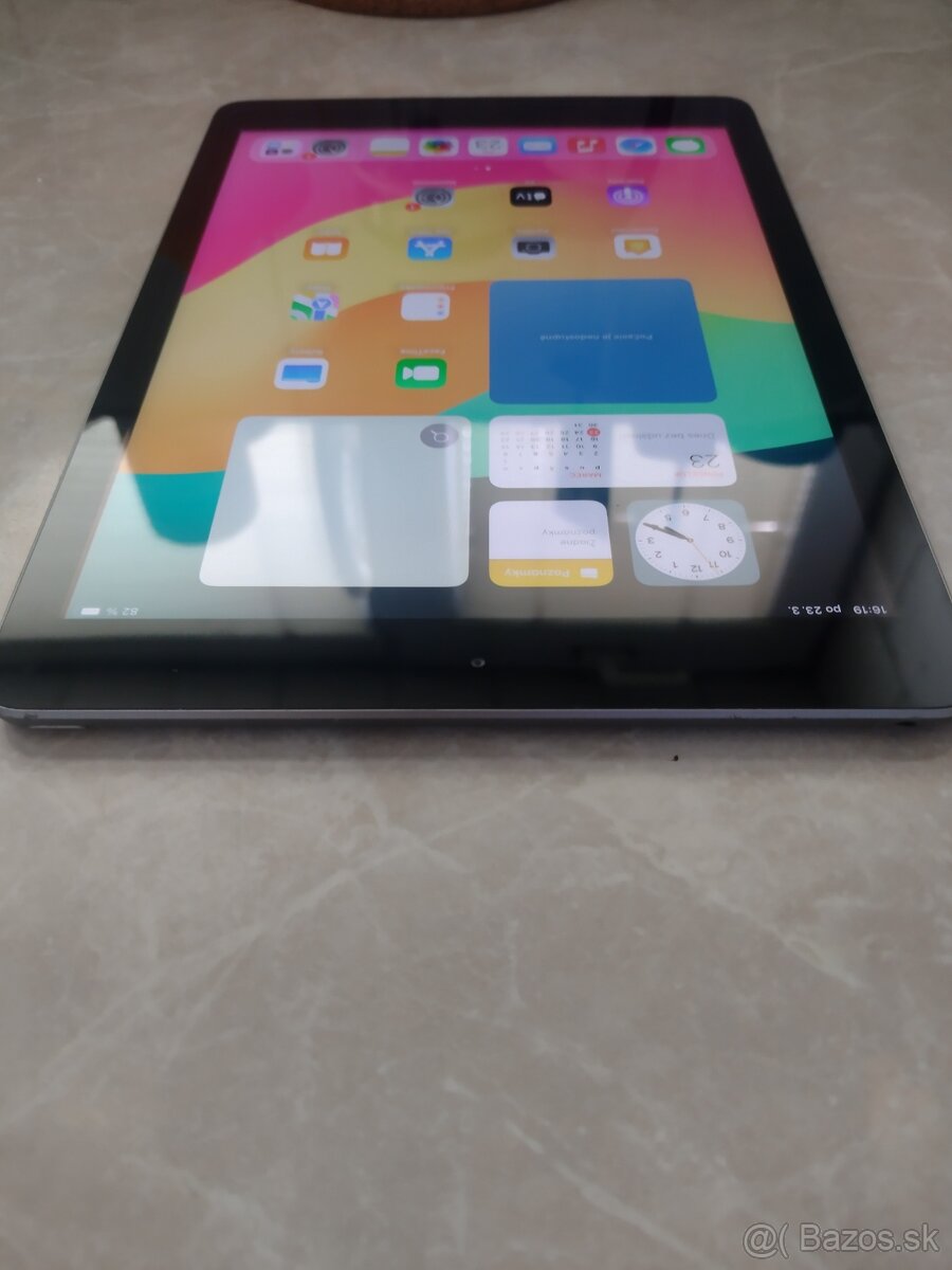 9.7" tablet iPad 6.generacie 2018 Space Gray - 5