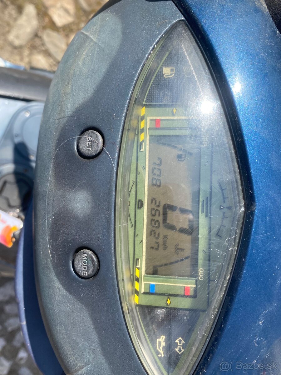 Aprilia area 51 - 5