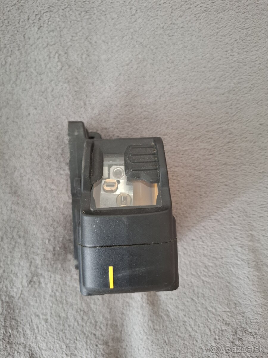 Krížový laser DeWalt DW088CG (zelený lúč) - 5