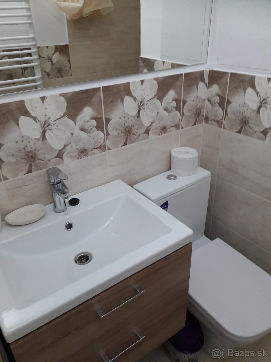 1 IZBOVÝ BYT NA PRENÁJOM NA ULICI HRADNEJ - 5