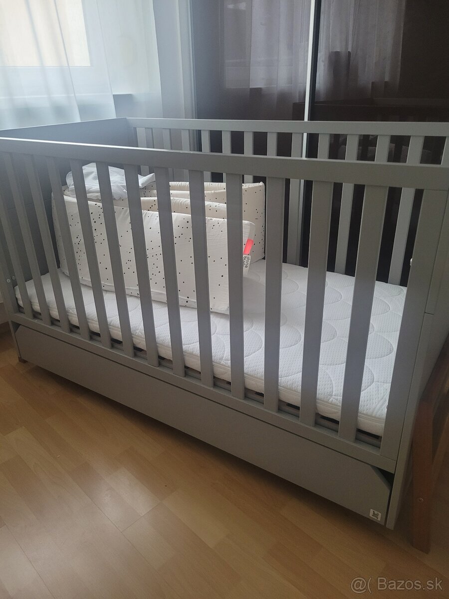 Postielka a komoda Bellamy Lotta sivá - 5