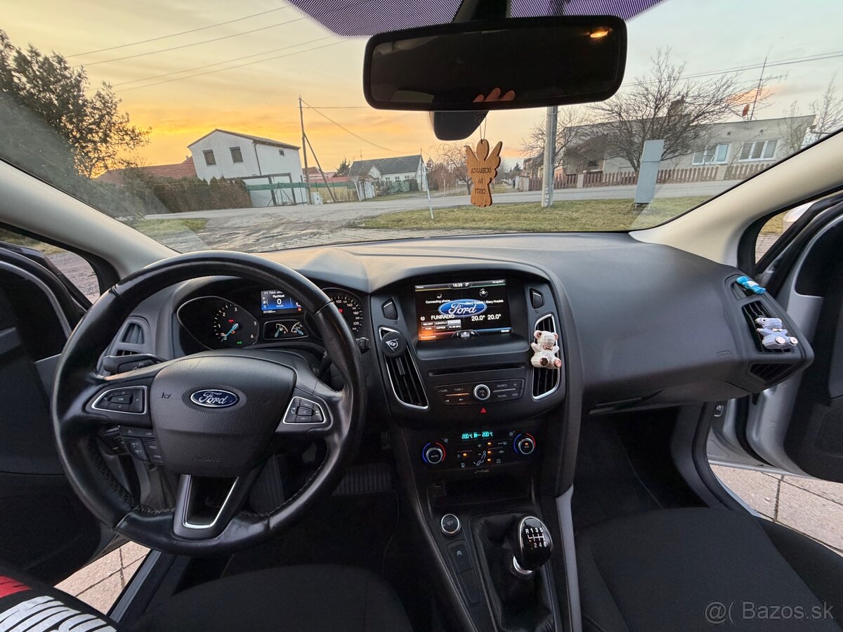 Ford Focus 1.5 TDCi 77 kW - 5