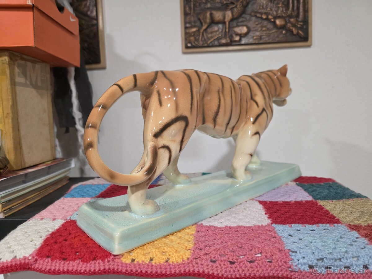 Ditmar Urbach soška tiger - 5