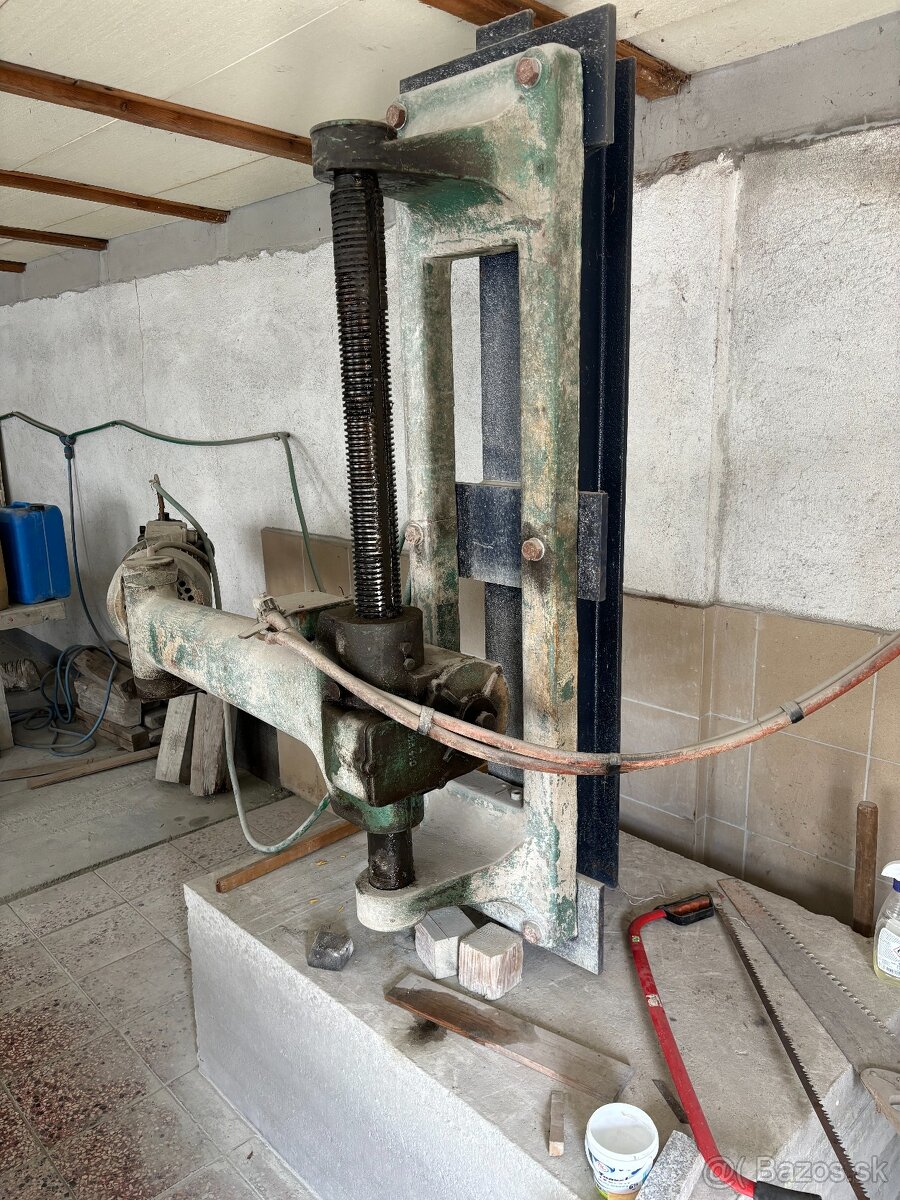 vybavenie kamenarskej dielne - 5