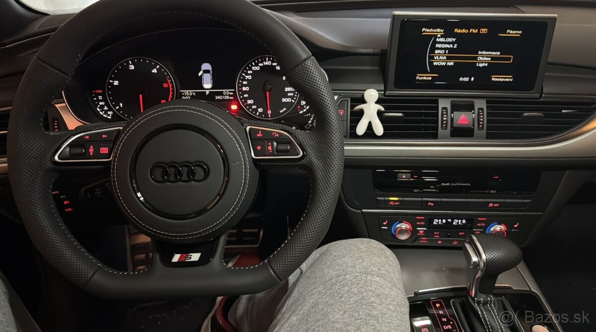 AUDI MULTIFUNKCNY VOLANT S AIRBAGOM A PADLAMI, biela niť . - 5