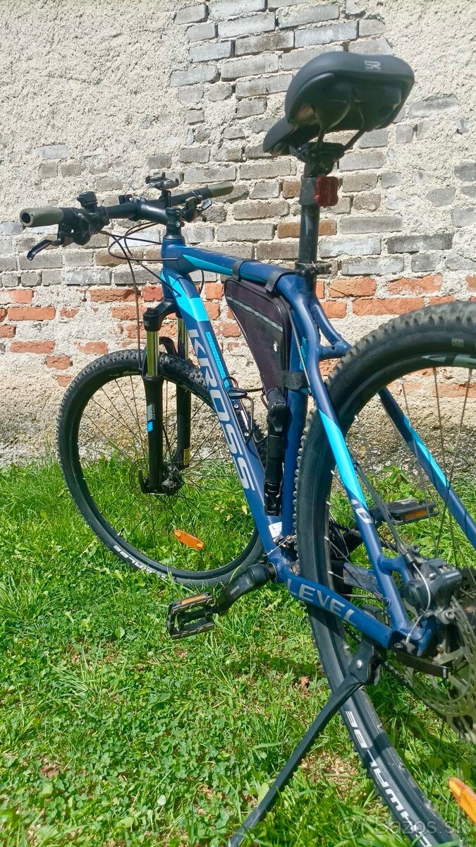 Horský bicykel KROSS LEVEL 1.0 - 5