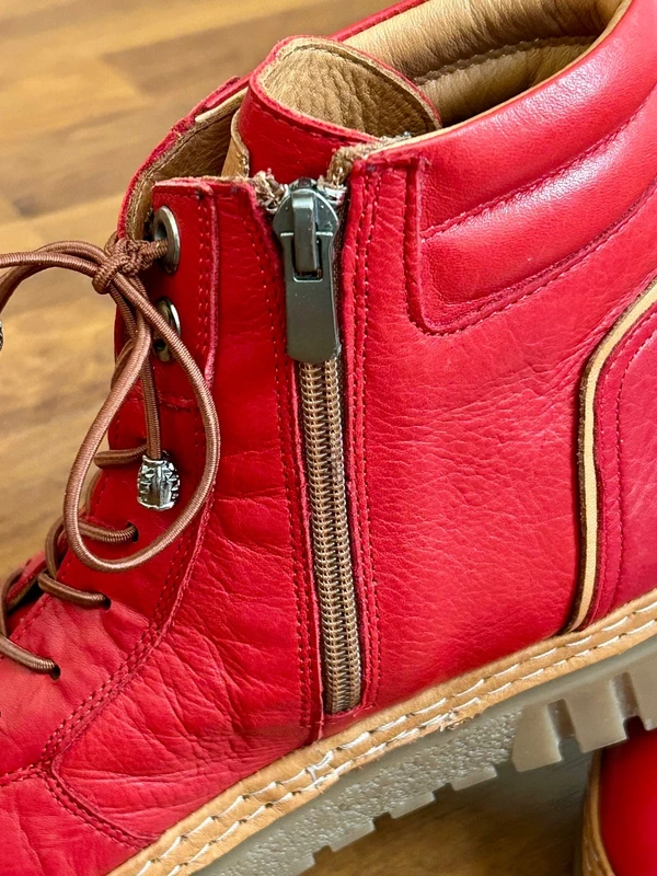 CELOKOŽENÉ TOPÁNKY zn.BAŤA č.40 - 5