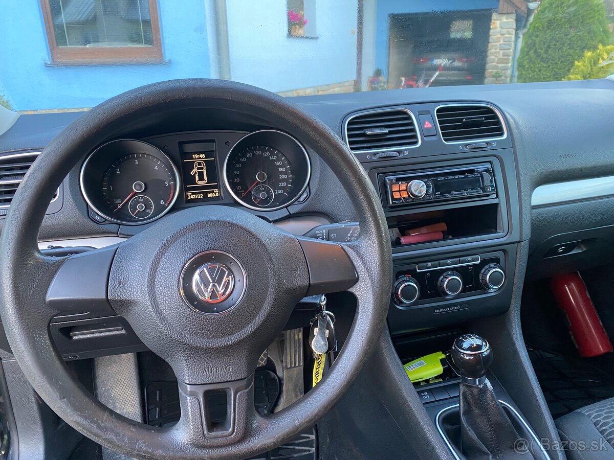 VW Golf 2.0 TDI - 5