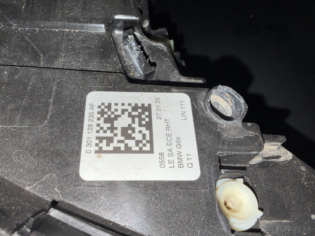 ORIGINAL PREDNY SVETLOMET BMW 5 G60 - 5