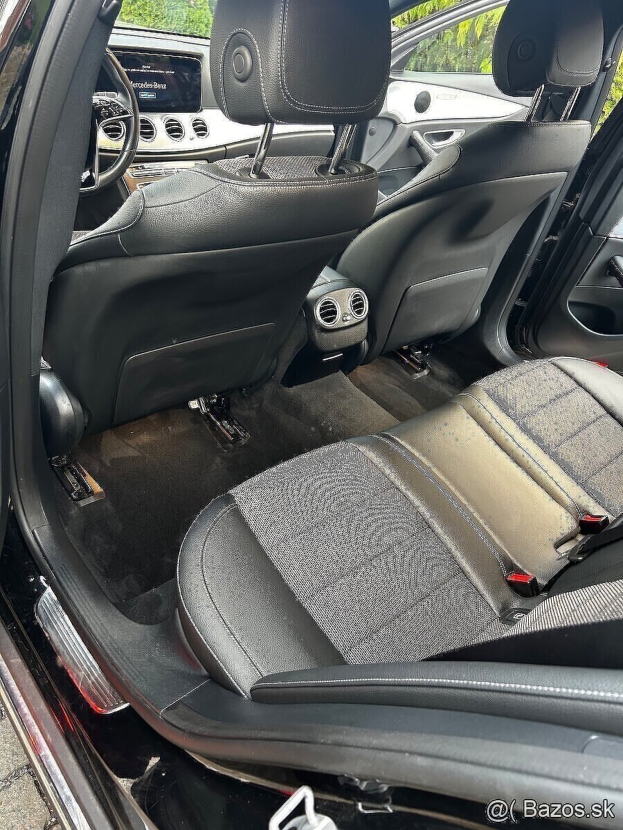 Mercedes-Benz E 220d 4MATIC All-Terrain AMG