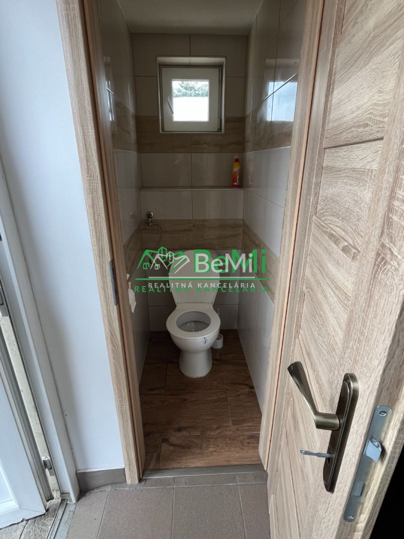 TO - predaj komerčnej budovy 105-15-ROCHE - 5