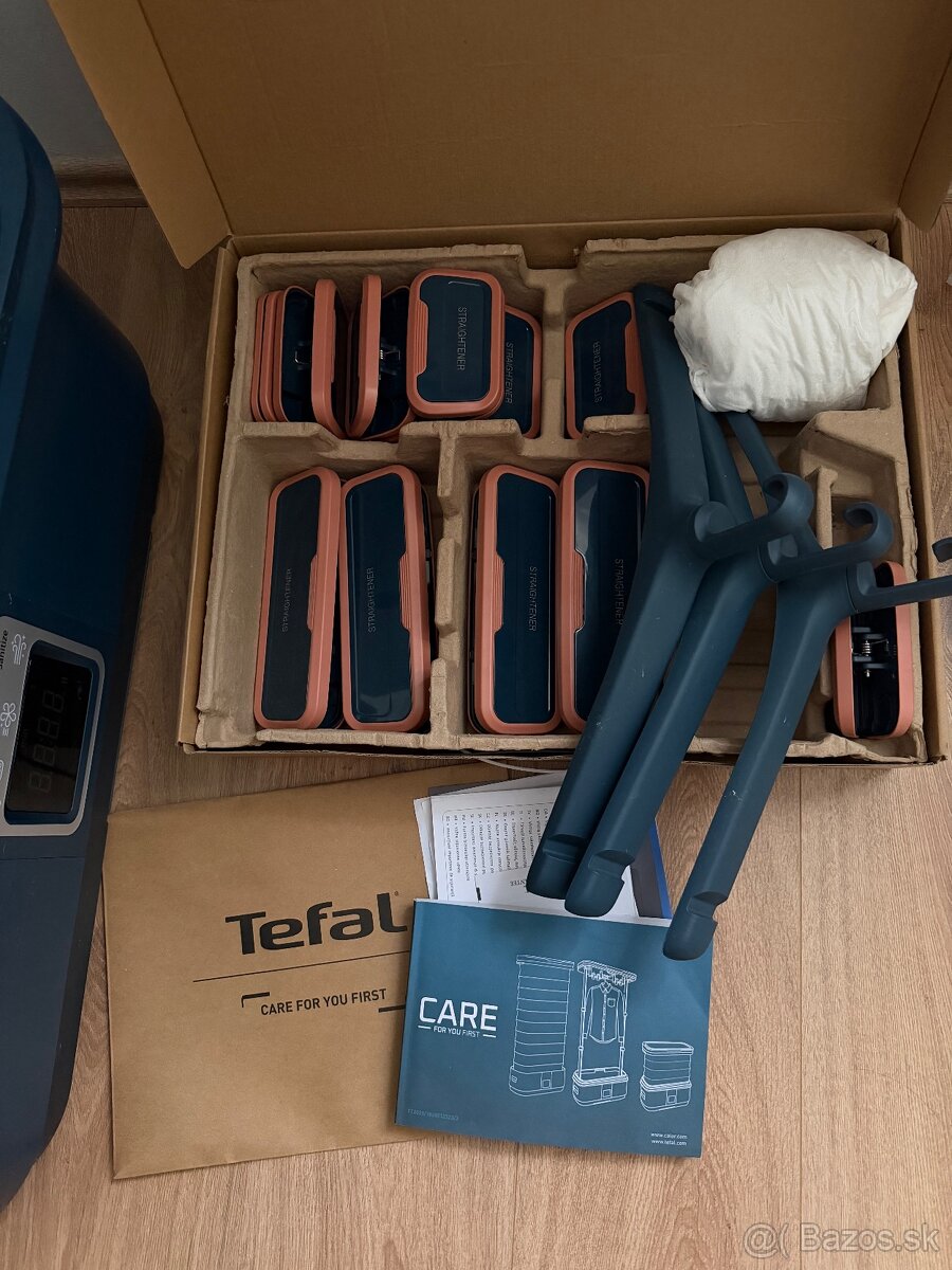 Stojanový naparovač odevov Tefal Care for You First YT2020E0 - 5