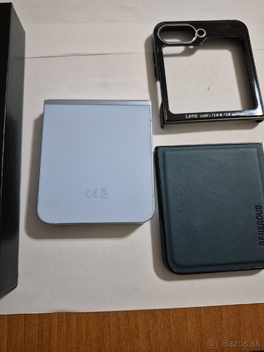 Samsung Galaxy Z Flip 6 - 5