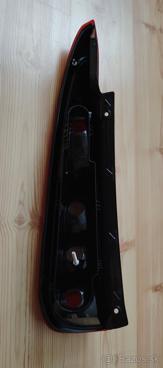 Fusion - Zadné pravé svetlo - 5