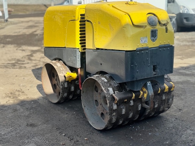Ježkový válec Wacker Neuson RT82 - 5
