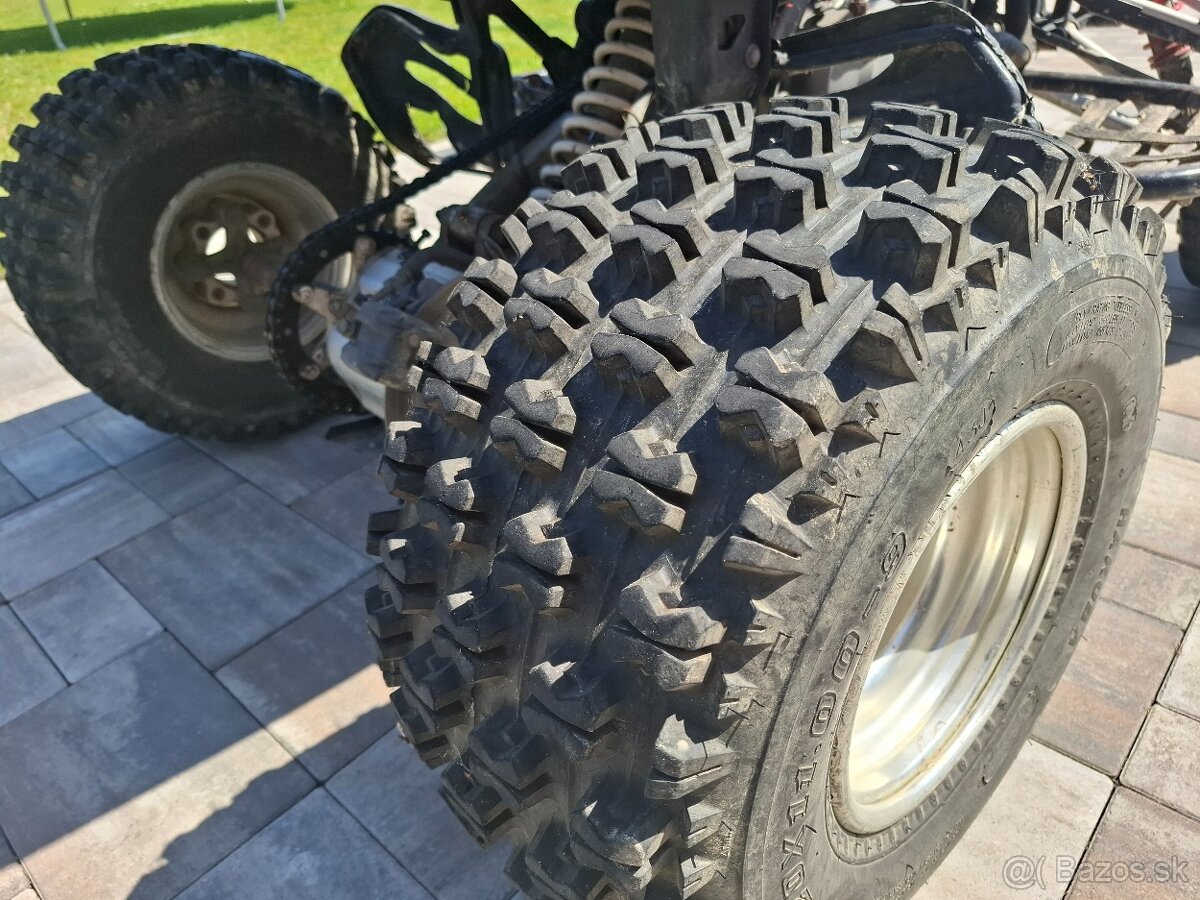 Yamaha raptor 660