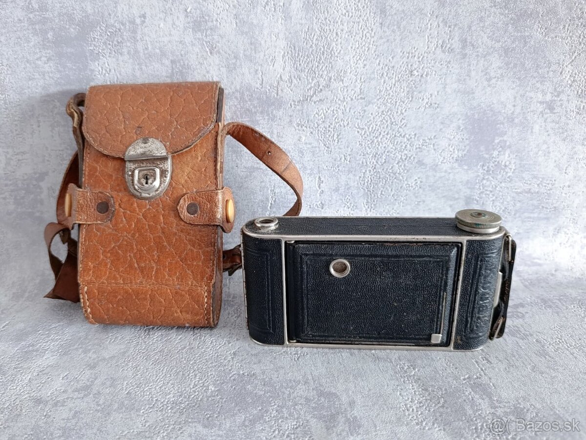 Starý měchový fotoaparat KODAK JUNIOR 620 + pouzdro - 5