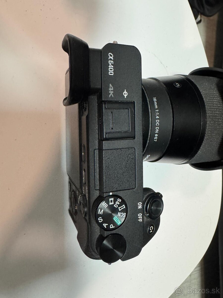 Sony Alpha A6400 + SIGMA 16mm f/1,4 - 5