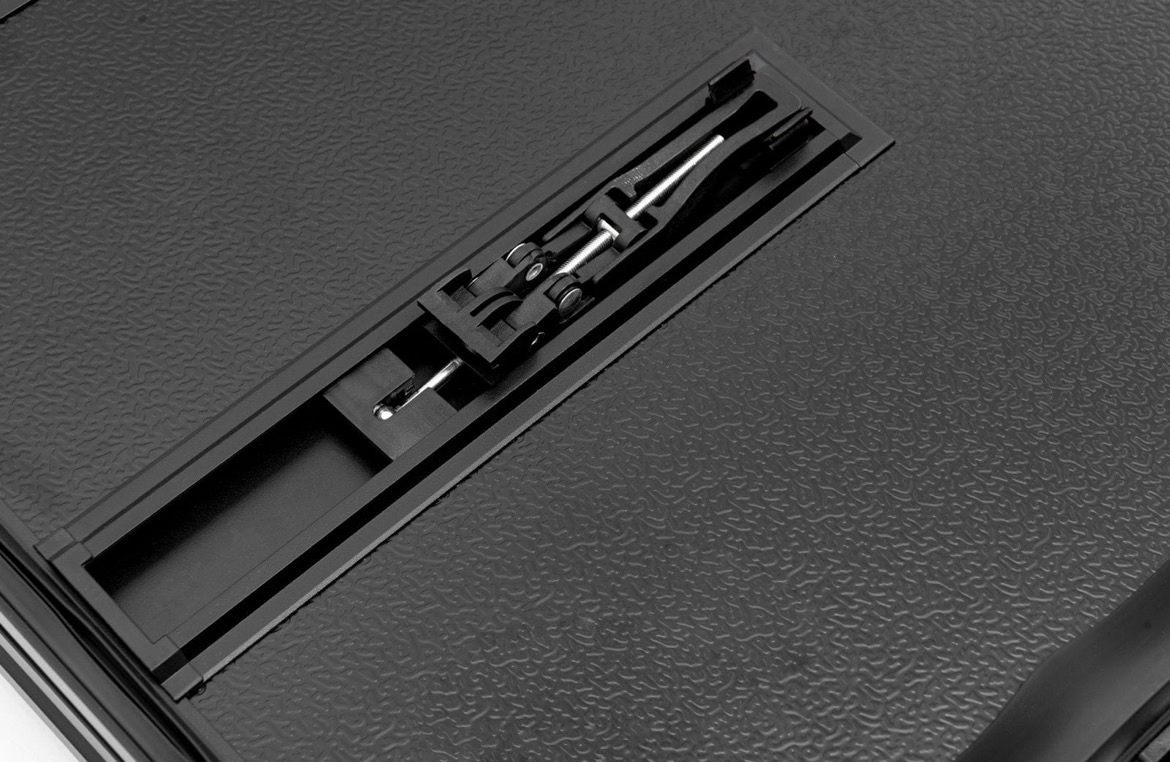 Skladací kryt korbi Toyota hilux od 2015 - 5