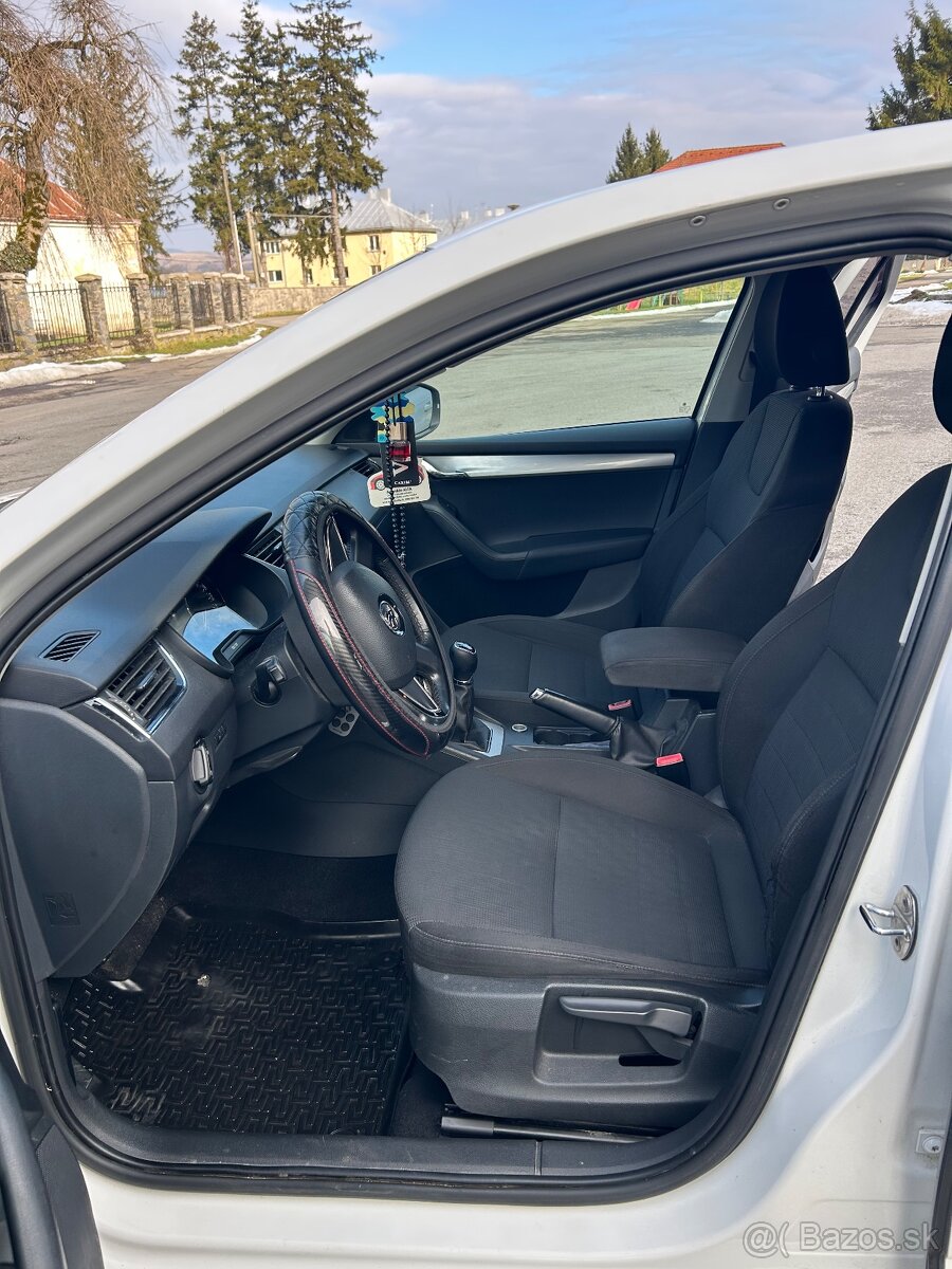 Škoda Octavia 3 1.6 TDI 77kw - 5