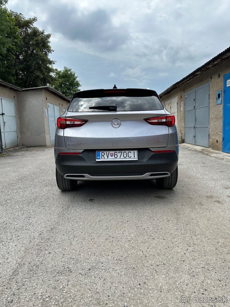 Opel Grandland X 1.2 Turbo 96 kW – Automat - 5