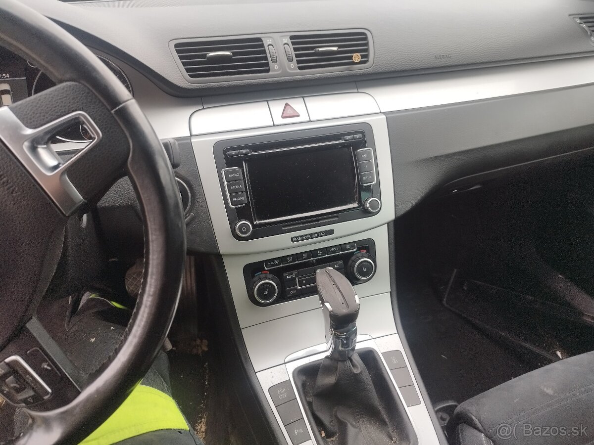 Rozpredám Passat CC - 5