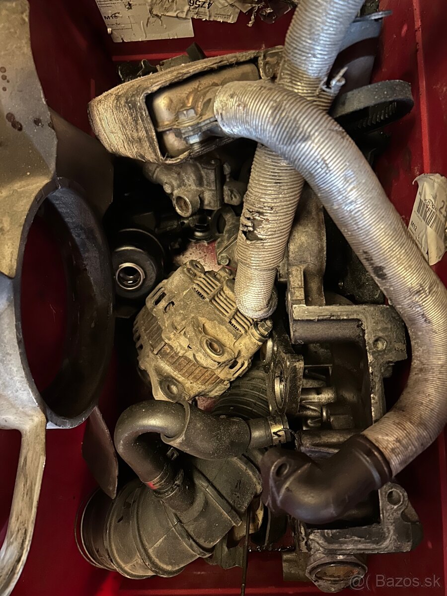 Rozpredám motor 3.2 DID - 5