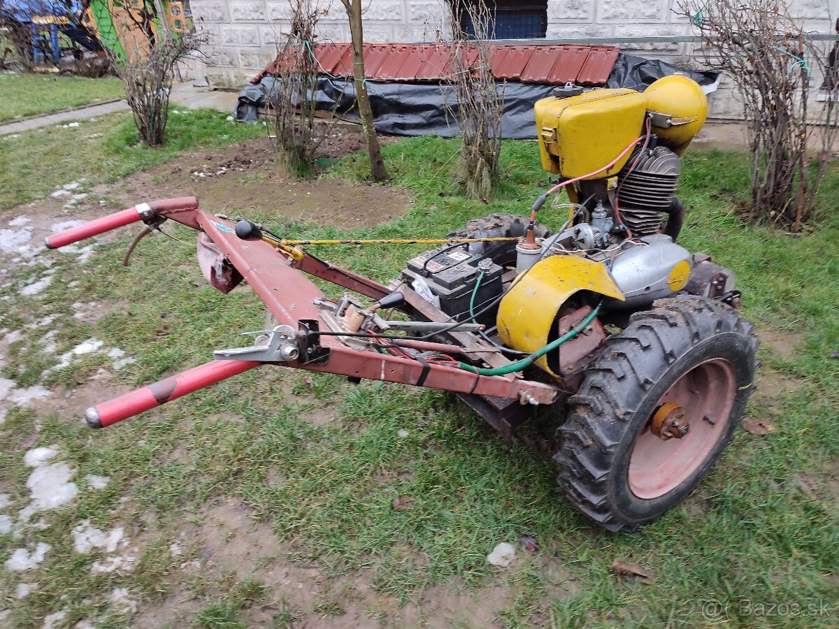 Predám traktorik - 5