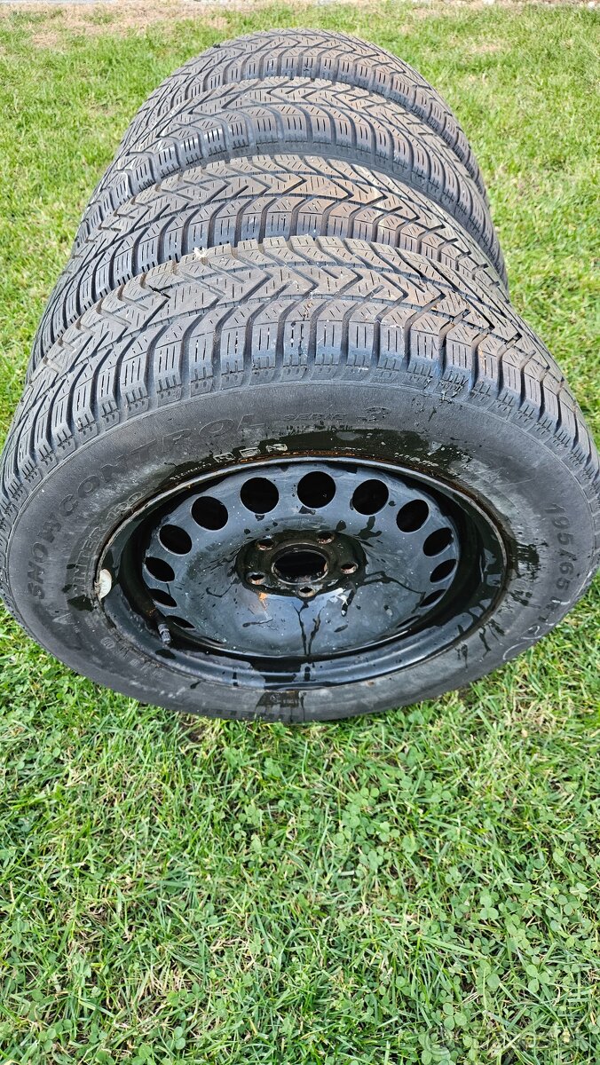 Plechové disky+pneu zimné - 5