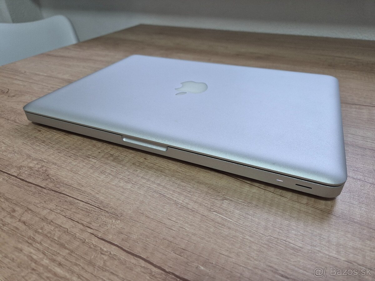 MacBook Pro (13-inch, 2009) /Core 2 Duo/4GB RAM/256GB SSD - 5