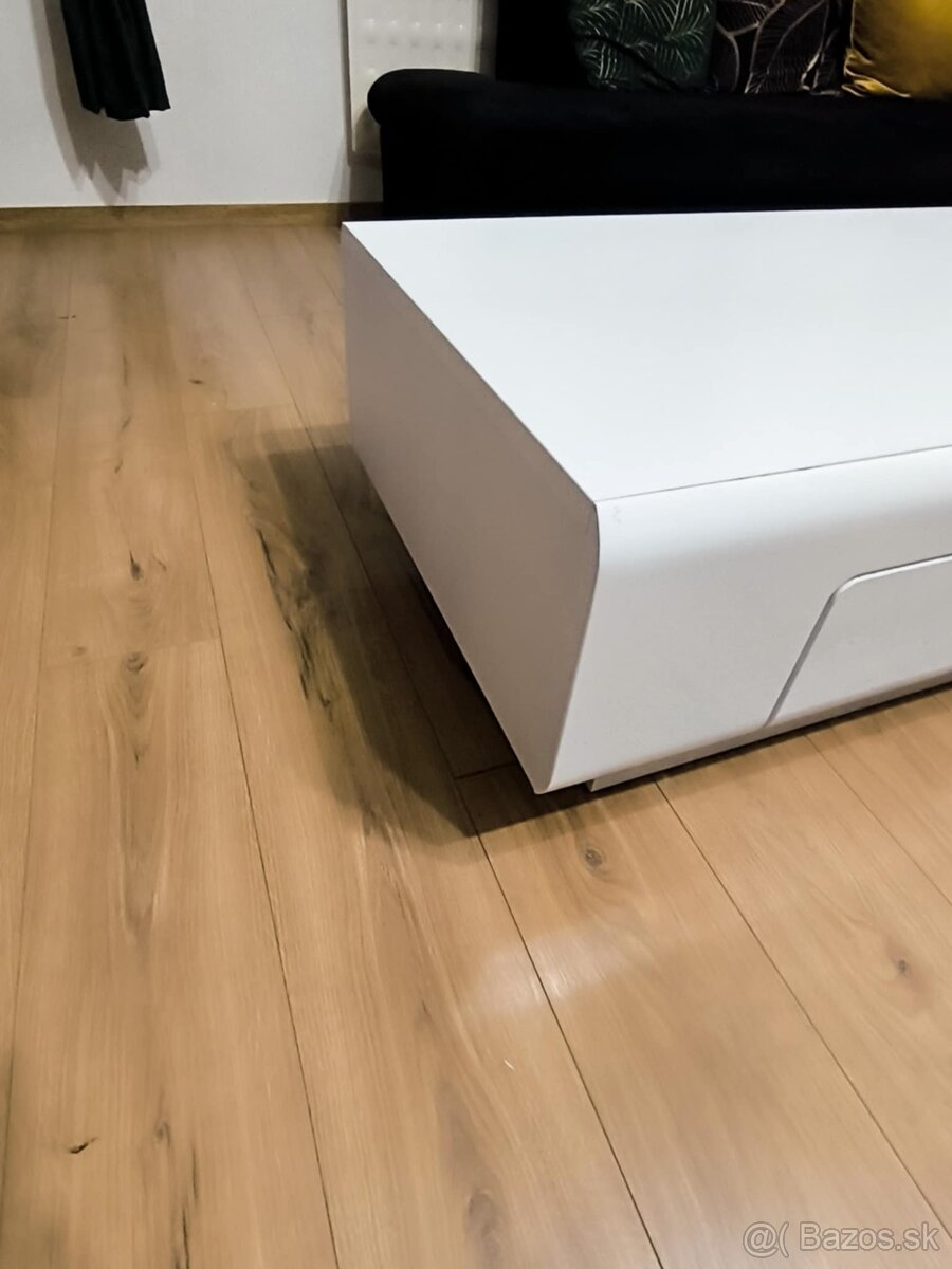 Konferenčný stolík - 5