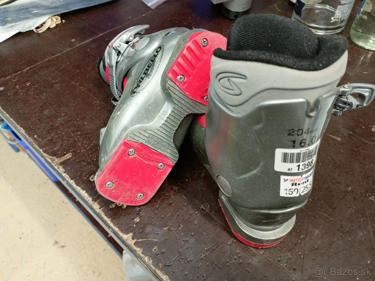 detské lyže s lyžiarkami a prilbou - 5