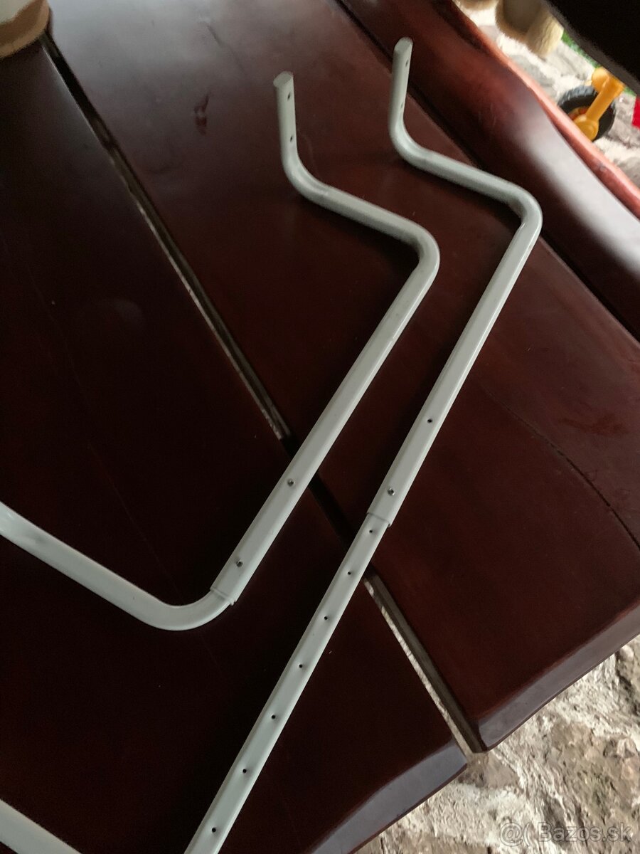 Vešiaková tyč na oblečenie - 5