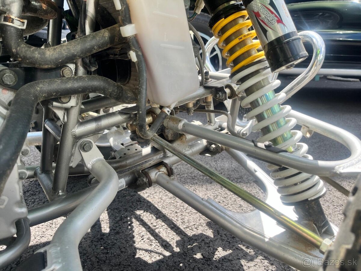 Access tomahawk 300. 555km