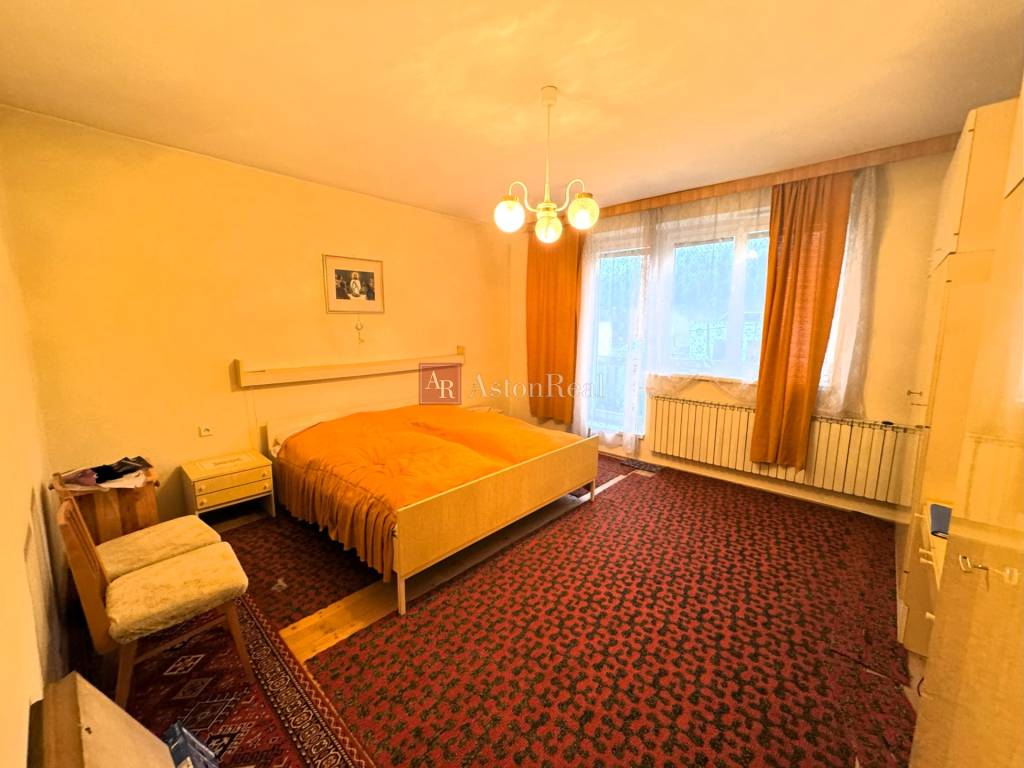 Na predaj tehlový RODINNÝ DOM v meste Tvrdošín, 574 m2 - 5