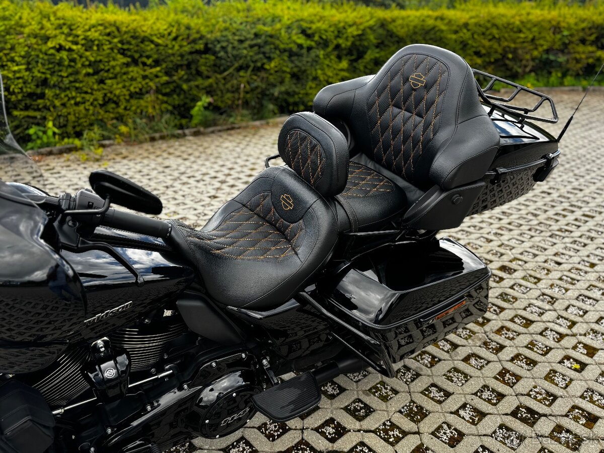 Harley Davidson/ Electra Glide Ultra Limited 114 FLHTK - 5