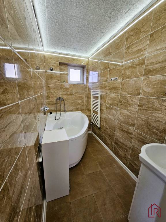 Predaj rodinného domu, Medzev, Košice - okolie pozemok 938 m - 5