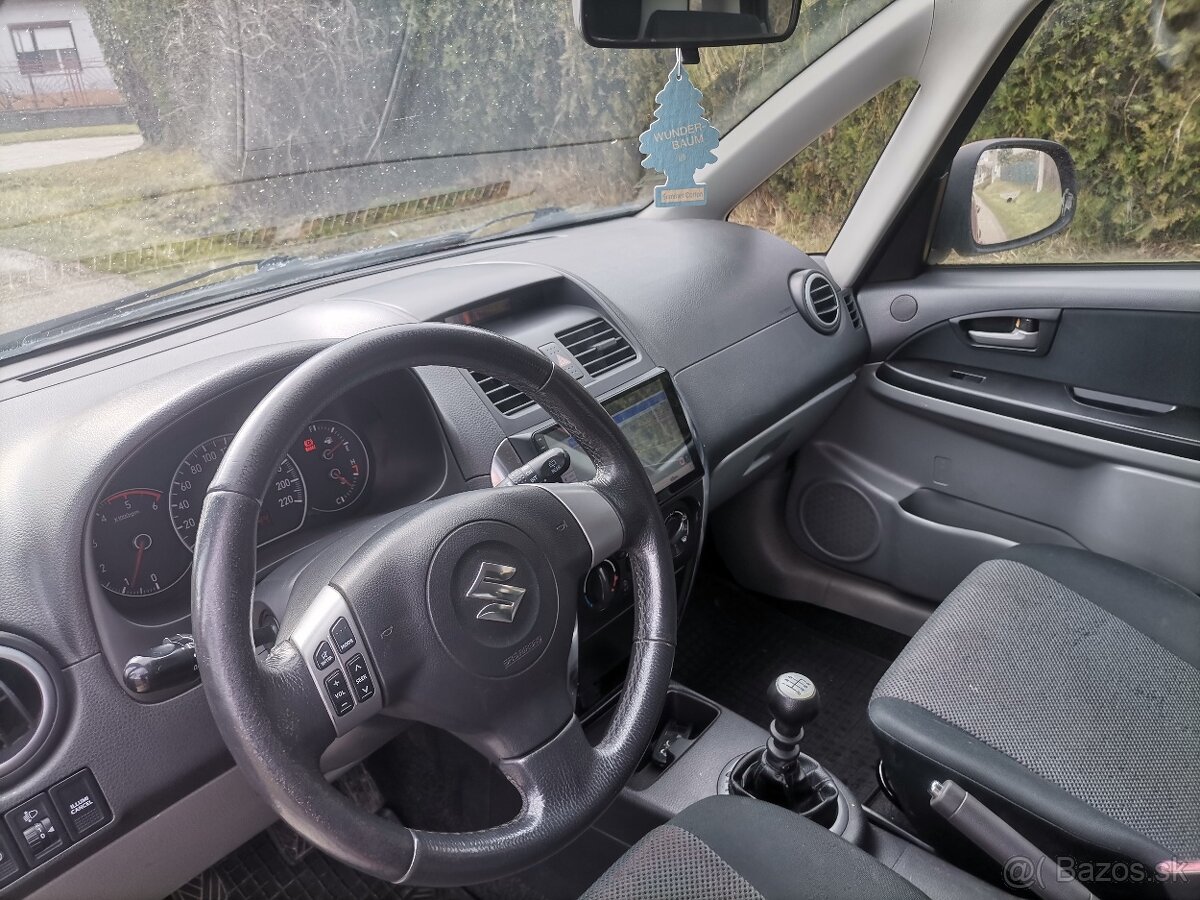 Suzuki SX4 pohon 4×4 - 5