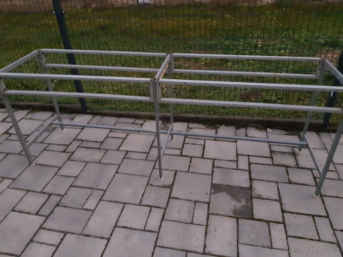 Predam dlhy stol do dielne. Dlhy 235cm - 5