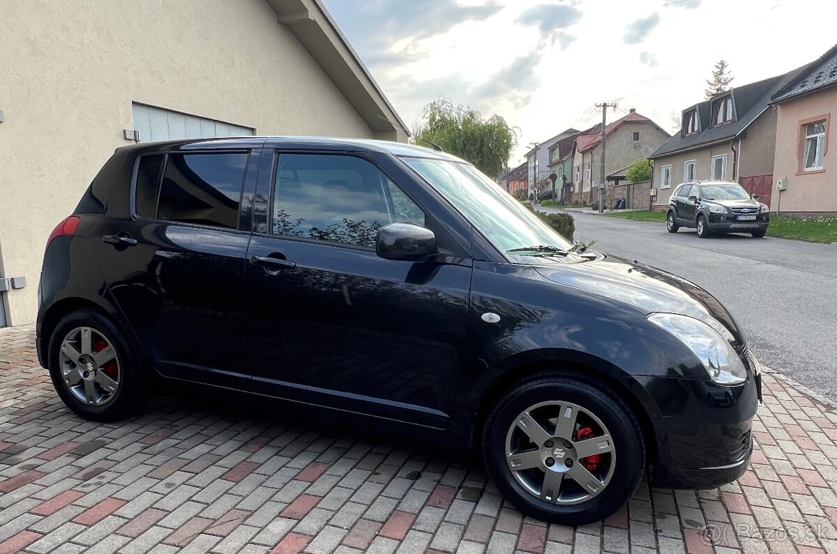 Suzuki Swift 1.3 benzín - 5